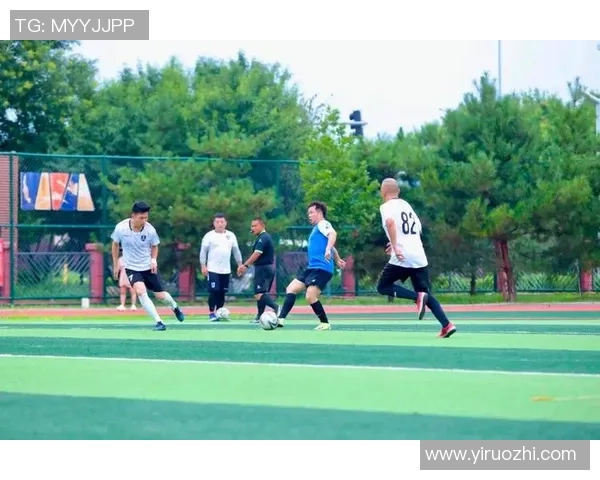 武汉足球明星赛精彩瞬间回顾与球员风采展示